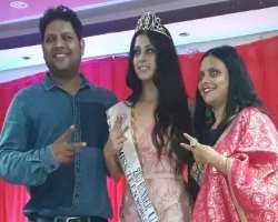 She started showing her talent from a small age. She was just 13 years old when she started modeling. She took part in a number of beauty contests lik